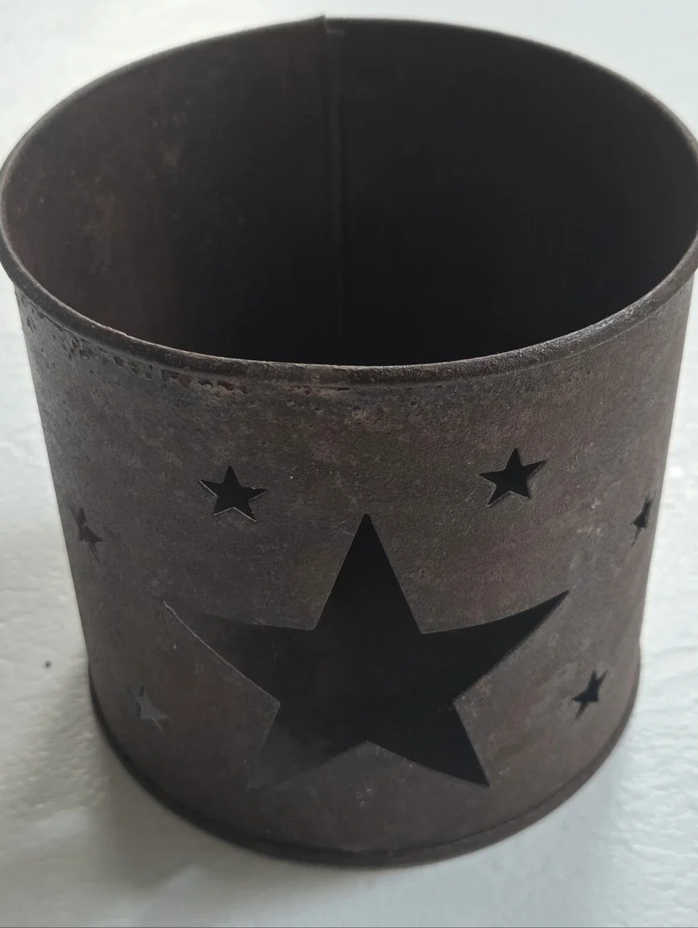 Rustic Metal 4 1/2